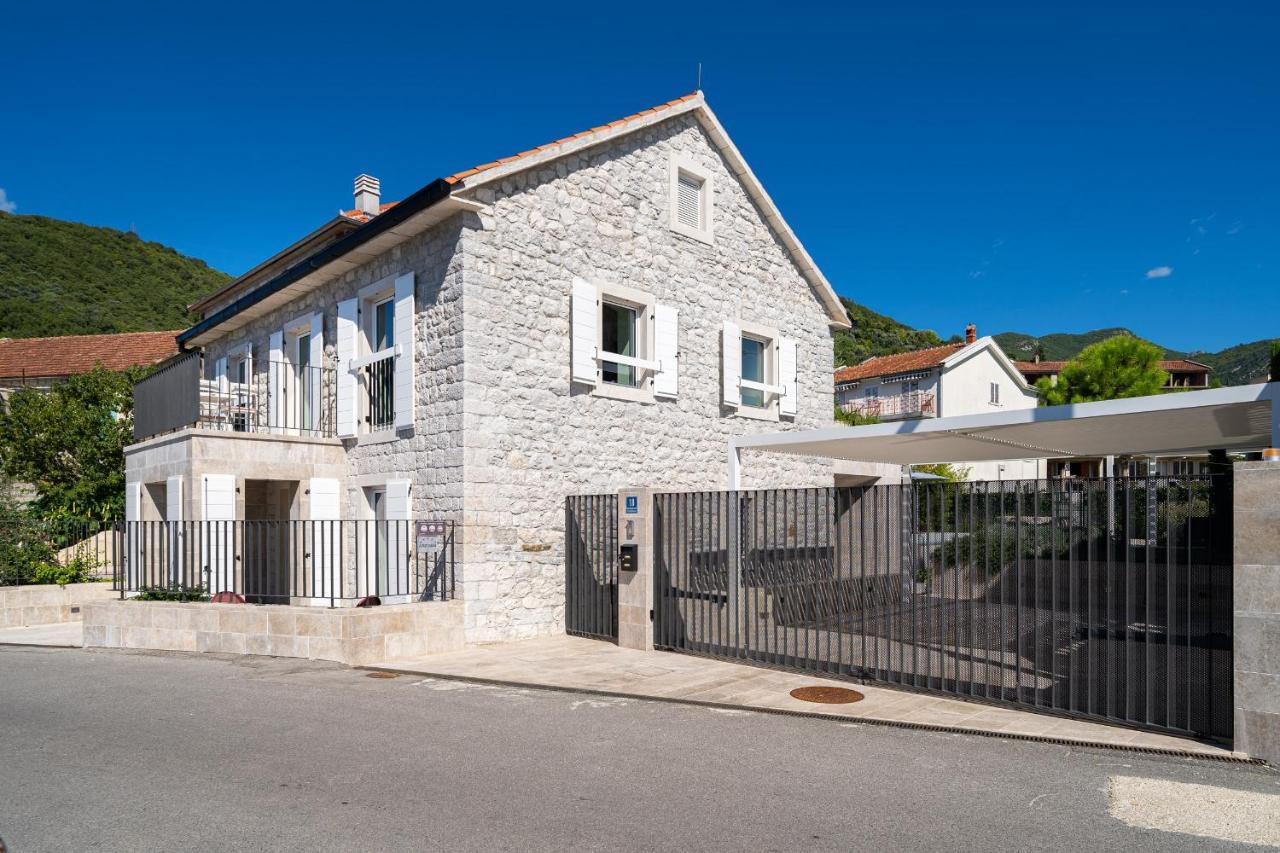 Villa Lastva Tivat Exteriör bild