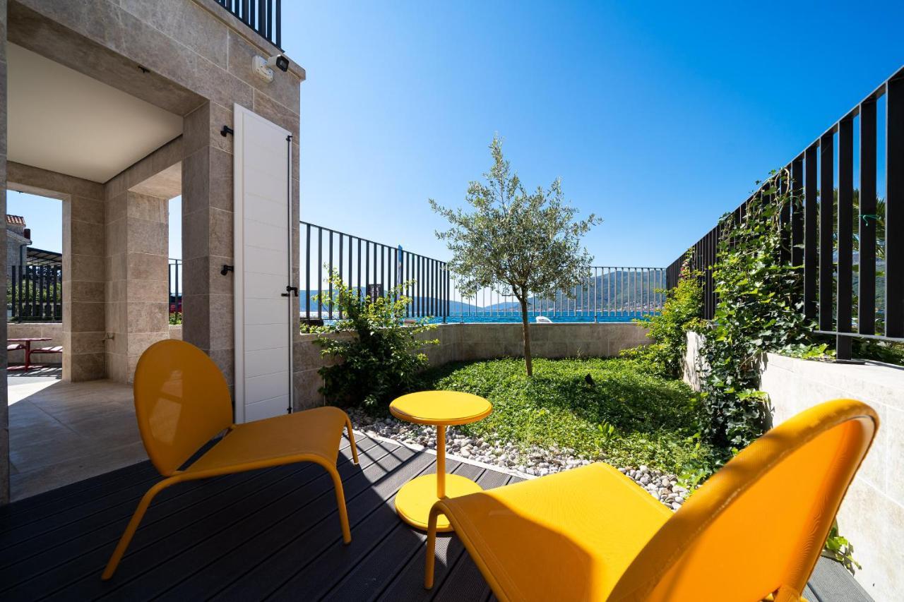 Villa Lastva Tivat Exteriör bild