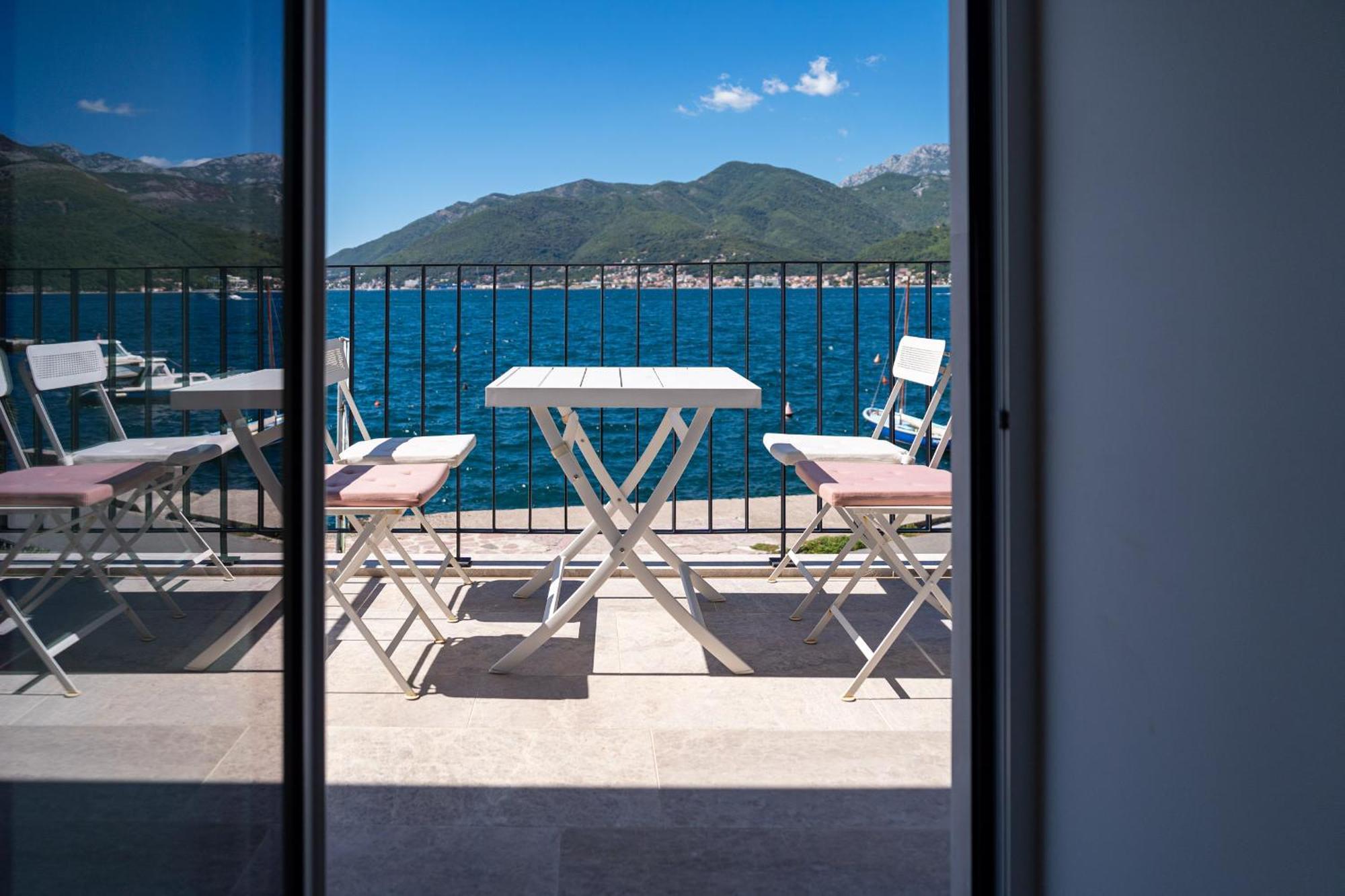 Villa Lastva Tivat Exteriör bild